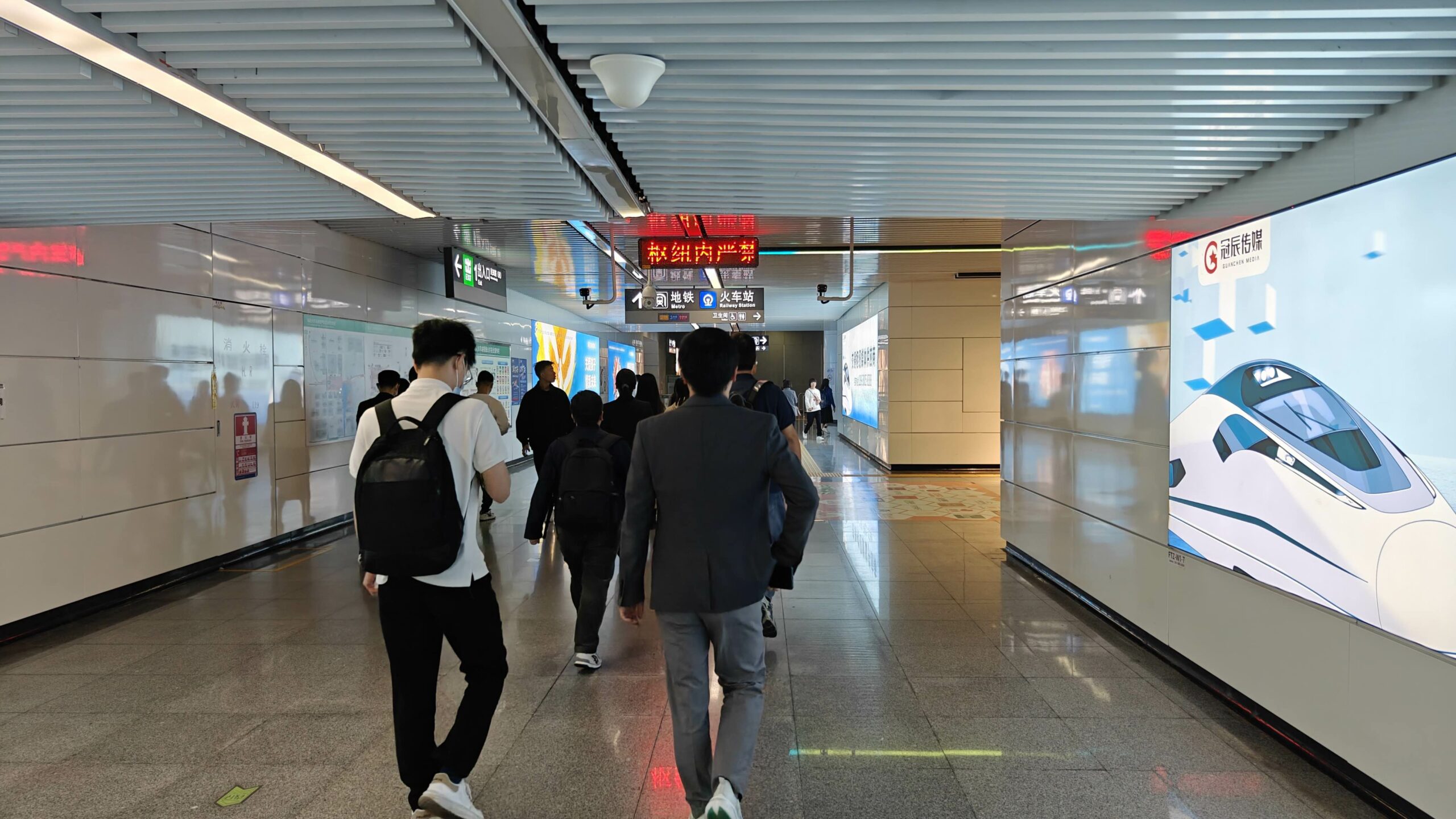 Shenzhen Buzzes Back: Record-Breaking Spring Festival Travel Surge