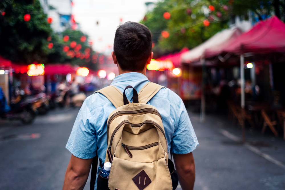 Asking directions in Shenzhen